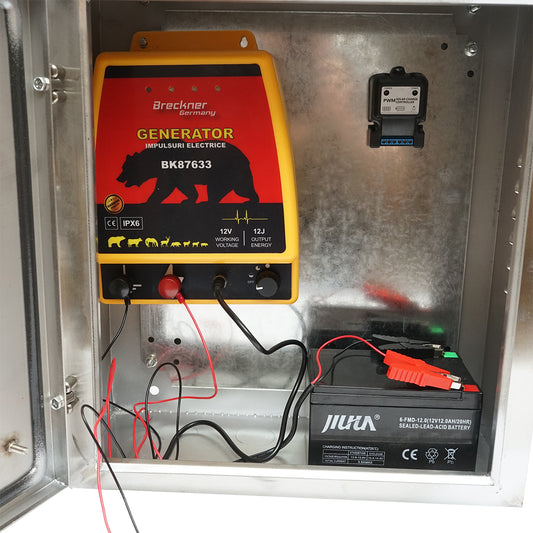 Impulzusgenerátor 12 Joule, DC12V/220V. 30W-os napelemmel és 12V 12Ah akkumulátorral rozsdamentes acél doboz, elektromos kerítéshez Breckner Germany.