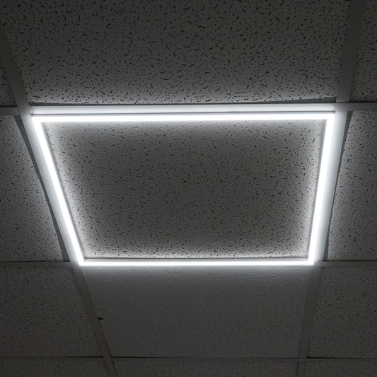 Vékony LED panel 48W, 220V, 595x595x7mm kazettás mennyezethez Breckner Germany