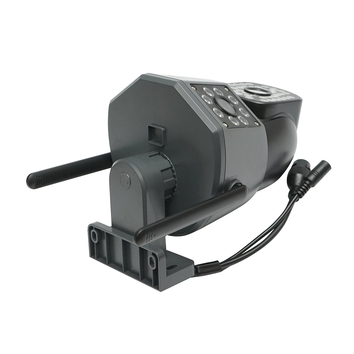 3 lencsés, 3 objektíves 6 MP-es, WIFI 2,4 GHz-es, 360 fokos PTZ pásztázó/döntő/zoom kamera mozgásérzékelővel, riasztóval, emberérzékeléssel és IPC360 Home alkalmazással.