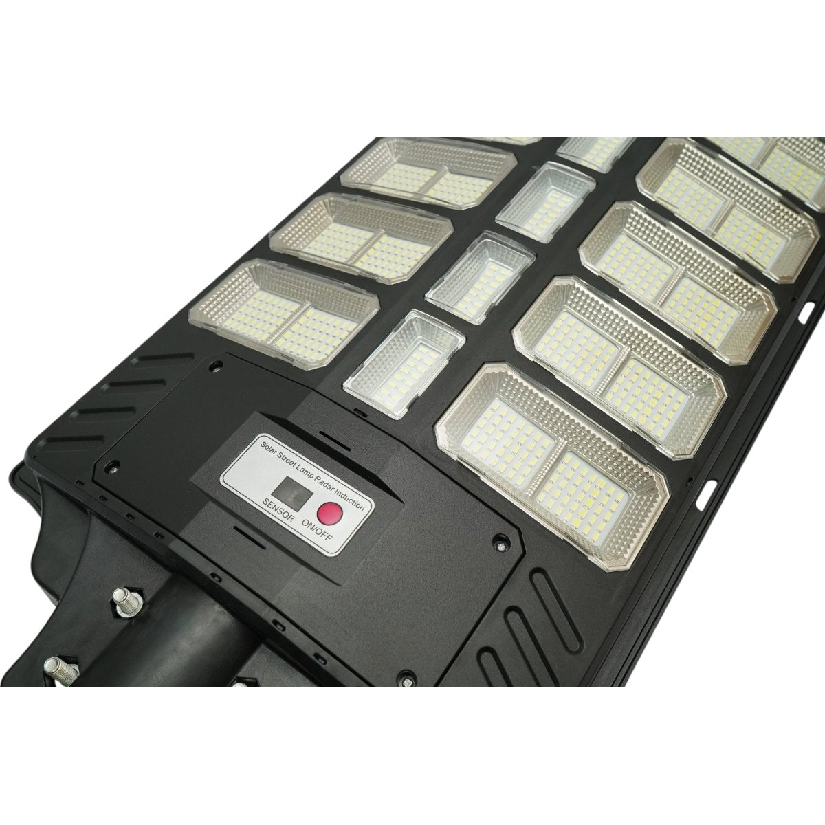 Napelemes LED közvilágítási lámpa 1000W 30W-os napelem panellel, 25000mAh akkumulátor, mozgásérzékelő, távirányító, oszlopra szerelhető IP66 Breckner Germany