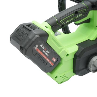 Professzionális elektromos láncfűrész 2 darab 20V, 4Ah Li-ion akkumulátorral, brushless motor, LED digitális kijelző, 12 inch (300mm) lánc Breckner Germany