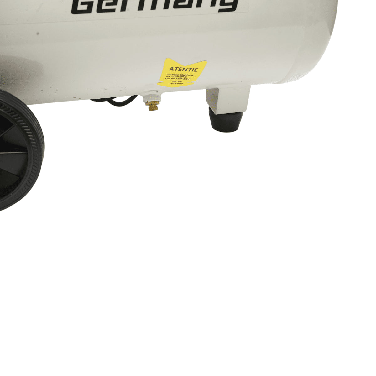 24 literes légkompresszor, 2 hengeres 1 kW/1,3 LE motor, maximális nyomás 8 bar, levegőbeömlési térfogat 130 l/perc Breckner Germany