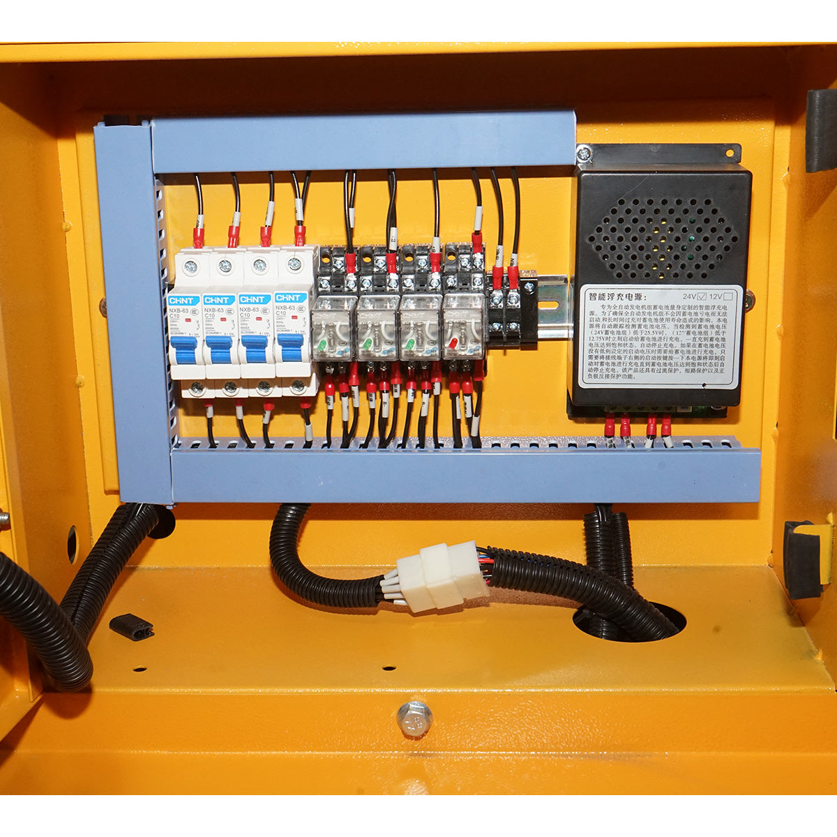 Háromfázisú hangszigetelt elektromos generátor 37.5KVA, 230/400V, Ricardo 38kW ZH4105D dízelmotor Breckner Germany