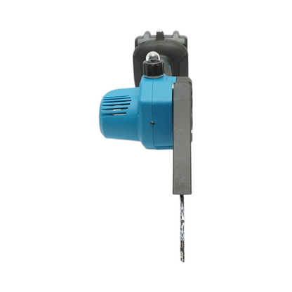 Mini elektromos fűrész 2 db 24V, 2Ah Li-ion akkumulátorral, 6 inch (150mm) lánc, 4000rpm fordulatszám Breckner Germany