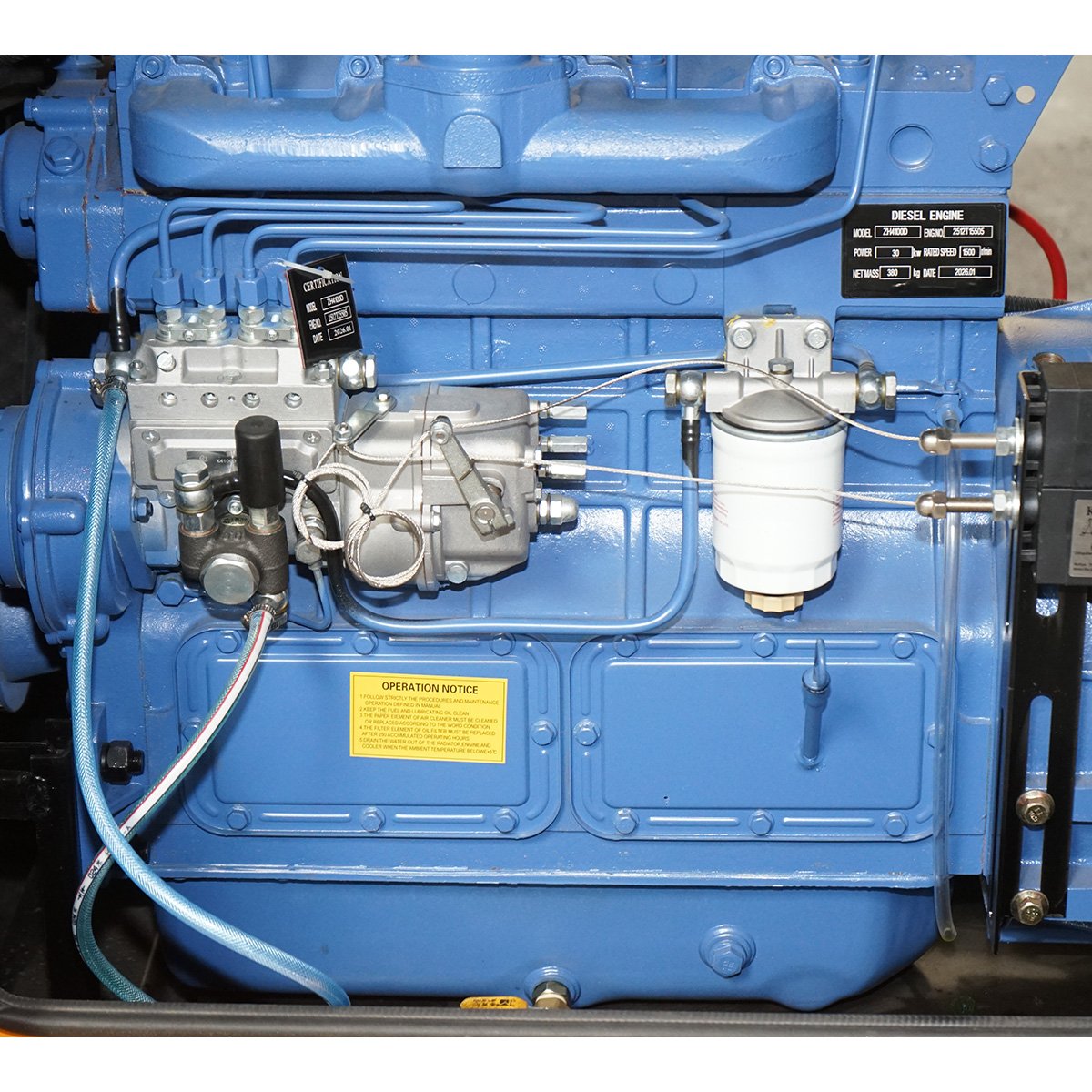 Háromfázisú hangszigetelt elektromos generátor 27.5KVA, 230/400V, Ricardo 30kW ZH4100D dízelmotor Breckner Germany