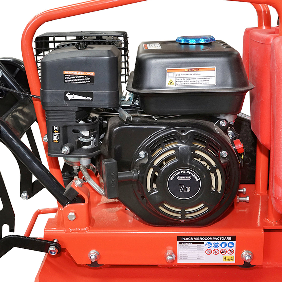 C100-A lemeztömörítő 690x460mm munkaterülettel, standard euro 5 motor, 196CC/6.5CP, 5400 rpm 106Kg víztartállyal Breckner Germany