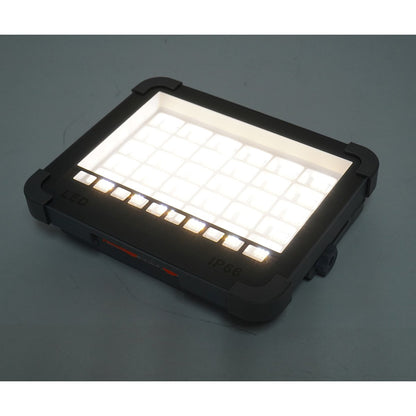Hordozható LED projektor 100W napelemes panellel 3W, 3600mAh akkumulátor, 6 világítási mód, mágnes, horog, USB Power Bank 210x170x55mm Breckner Germany