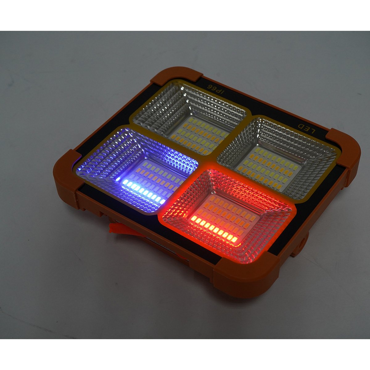 Hordozható LED reflektor 100W napelemes panellel 1.5W, 3600mAh akkumulátor, 6 világítási mód, mágnes, karabiner, USB Power Bank 210x170x55mm Breckner Germany