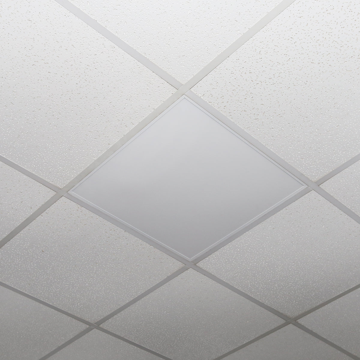 Vékony LED panel 36W, 220V, 6000K, 4320LM süllyesztett mennyezethez 595x595x10mm Breckner Germany