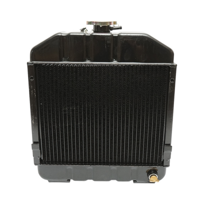 Kubota B6100D, B6100E, B7100D vízhűtéses hűtő 400x370x50mm OEM kód 15371-72060, CSO90-0517, 1537172060