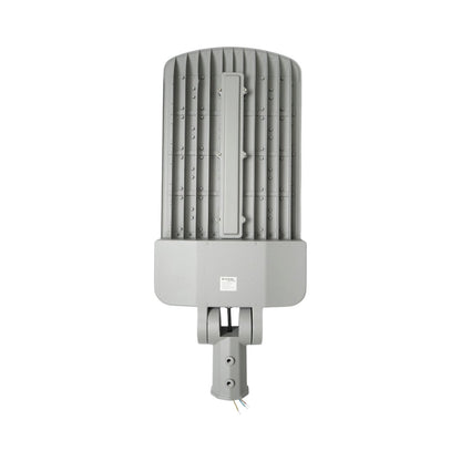 LED közúti világítólámpa 200W, 100-265V, 6500K, 32000lm oszlopra szerelhető 675x290x65mm IP66 Breckner Germany