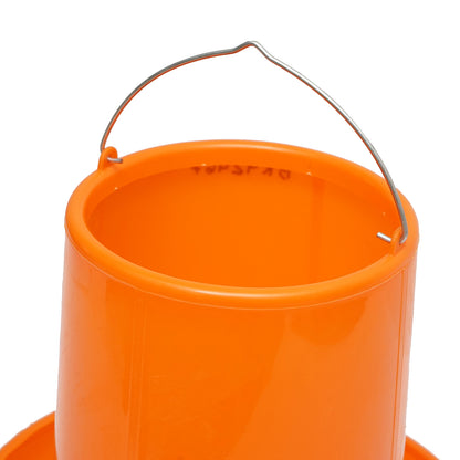 Csirke- és baromfi etető 8 kg Breckner Germany