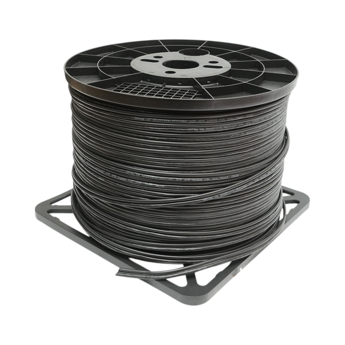 Siamese UTP CAT5e kábel 8x0.51mm réz + 2x0.75mm CCA tápellátás 305m/tekercs