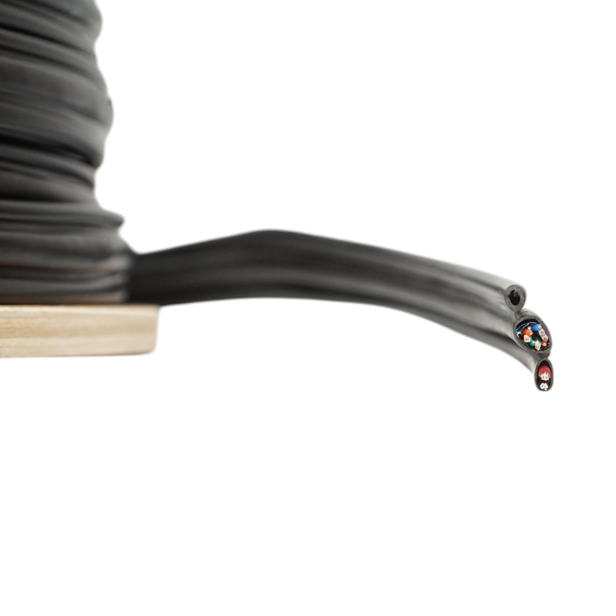 FTP CAT5e sziámi kábel 8x0.51 réz + 2x0.75mm CCA tápellátás messenger zsinórral 1.16mm külső önhordó 305m/tekercs