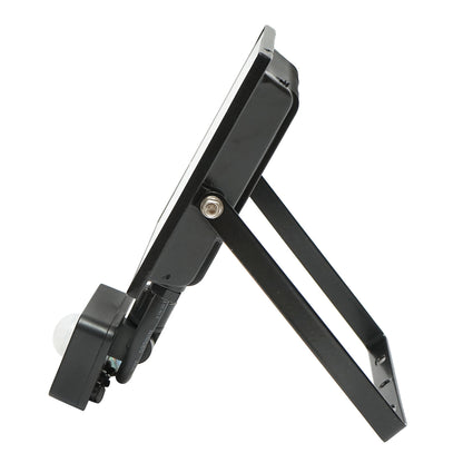 LED reflektor 30W, 2700lm, 6400K, IP44 220V-240V tápegység mozgásérzékelővel Breckner Germany