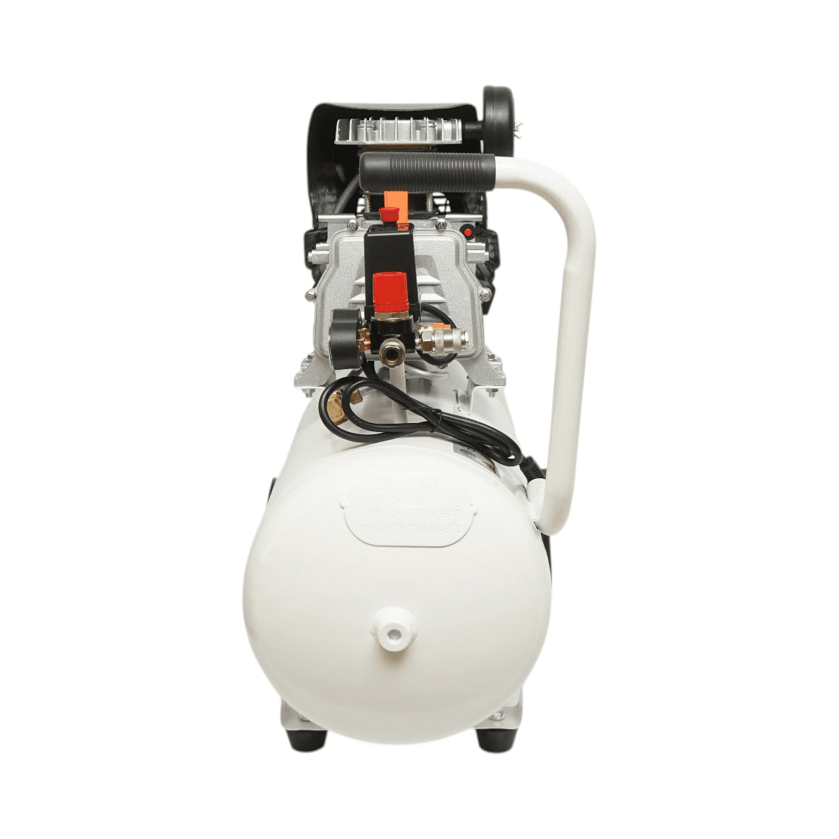 50 literes légkompresszor, motor teljesítménye 1,9 kW/2,5 LE, maximális nyomás 8 bar, levegőbeömlési térfogat 185 l/perc Breckner Germany