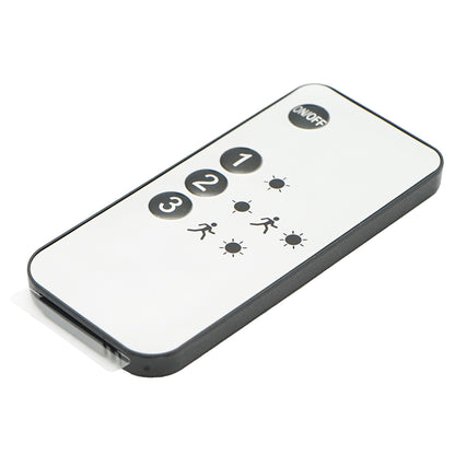 Napelemes LED lámpa 450lm 1,65W/5,5V-os napelemmel, 3,7V/1,8 Ah akkumulátorral, távirányítóval, 5m-es kábellel és IP44-es szürkületérzékelővel Breckner Germany