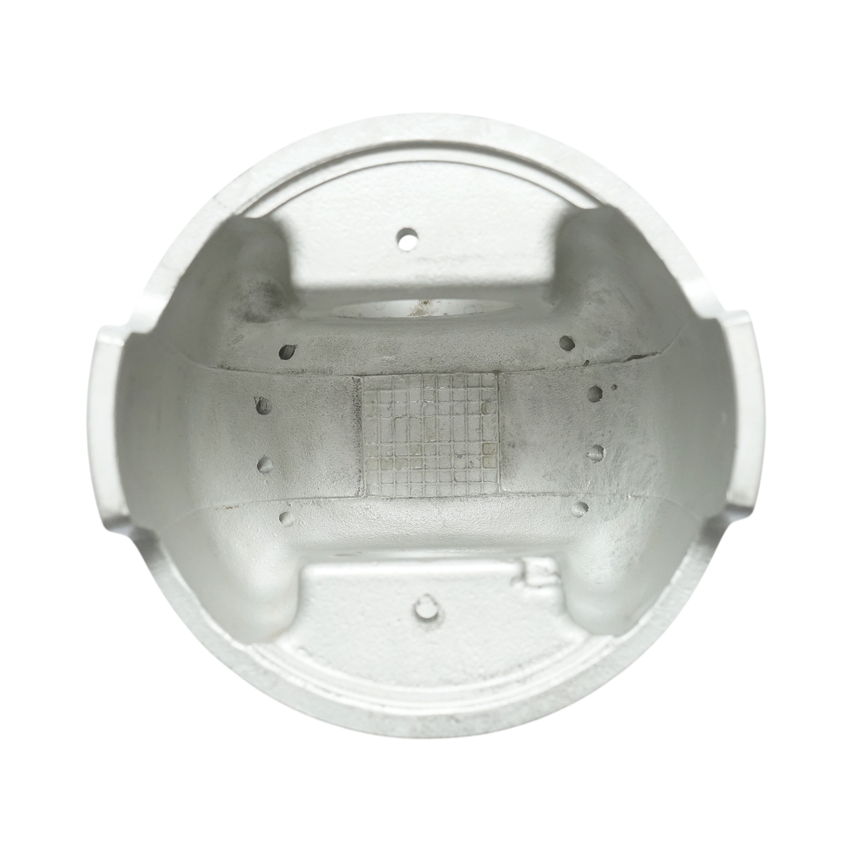 Piston motor 111.78 Ford, New Holland felszerelt szegmensekkel, csap 38.1mm és biztosítások OEM kód C7NN6108V, D2NN6108N, D4NN6108AA, S65820, S67001, 81817183, 81827181, 81846014, 83960615