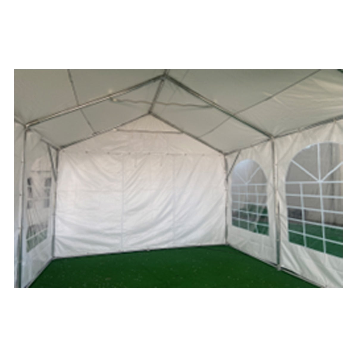 Rendezvénycsarnok PVC-ből, szélessége 3 m, hossza 4 m, horganyzott acélvázzal.