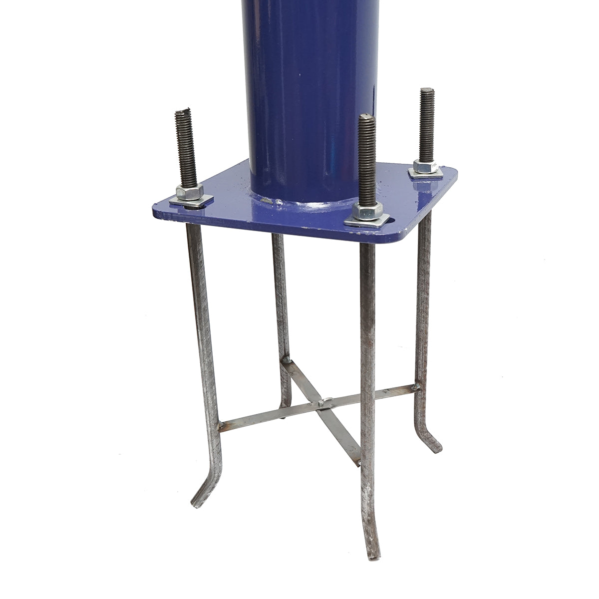 4m-es acél világítóoszlop beton szerelőkarimával Breckner Germany