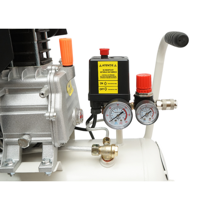 24 literes légkompresszor, motor teljesítménye 1,5 kW/2 LE, maximális nyomás 8 bar, levegőbeömlési térfogat 184 l/perc Breckner Germany