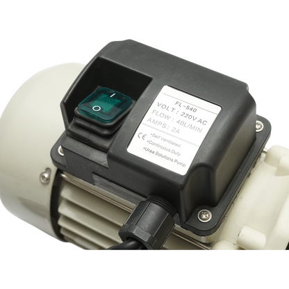 Ureavíz átviteli szivattyú 220V, 400W, 40L/min teljesítmény, 2800rpm fordulatszám IP55 Breckner Germany