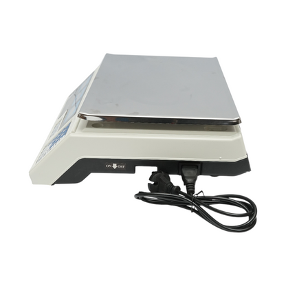 Elektronikus mérleg LCD kijelzővel max 40 kg 4V-os akkumulátorral Breckner Germany