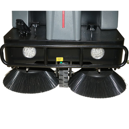Utcatakarító gép szívórendszerrel 48V/80Ah, 2.2kW, söprési szélesség 1380mm, gyűjtőkosár 120L, termelékenység 8000 m²/h