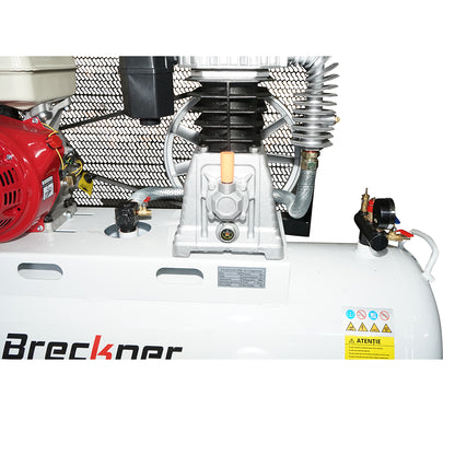 200 literes szíjhajtású légkompresszor, kompresszor 13 LE-s benzinmotor, maximális nyomás 8 bar, levegőbeömlési térfogat 600 l/perc Breckner Germany