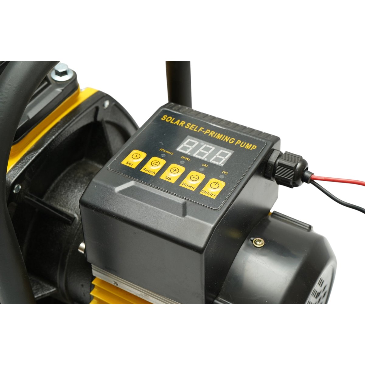 Napelemes önfelszívó automata booster vízpumpa 900W, 48-105V, 1 col, 6 m3/h teljesítmény, 8m szívómélység, 28m szivattyúzási magasság öntözéshez