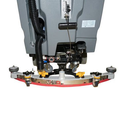 Ipari padlótisztító gép 24V/100Ah, 500W, kefe 510mm, vízlecsapó 850mm, termelékenység 2000 m²/h