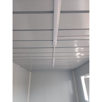 Konténer ház, lapraszerelt, 600x300x290cm, 2 ablak, egyszerű ajtó, elektromos vezetékrendszer